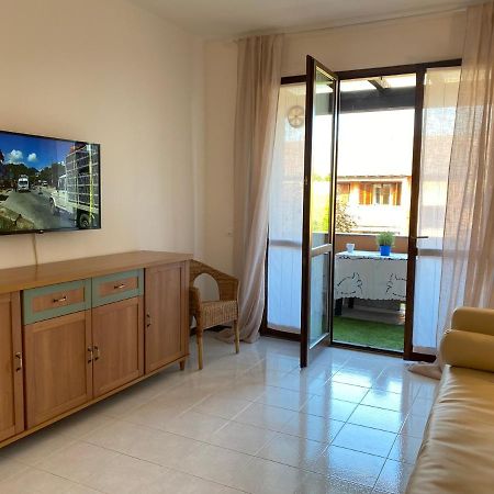 דירות סירמיונה Casa Vittoria מראה חיצוני תמונה